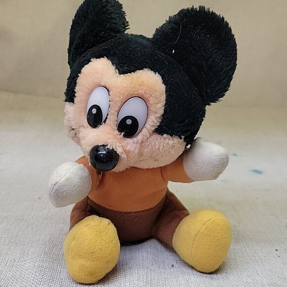 Disney Mickey Mouse, Pluto for Mickey's Christmas Carol and Donald Duck - Picture 9 of 12